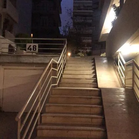 轻奢庭院豪华海景套房 *